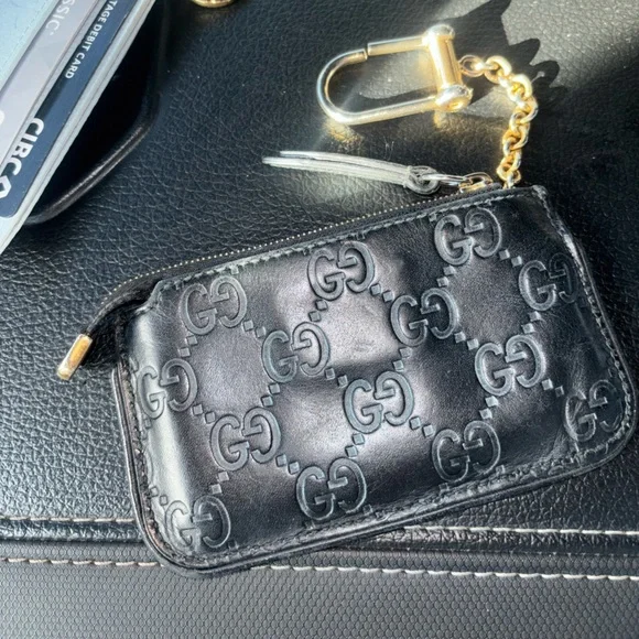 Authentic Gucci Key Pouch - Picture 2 of 6